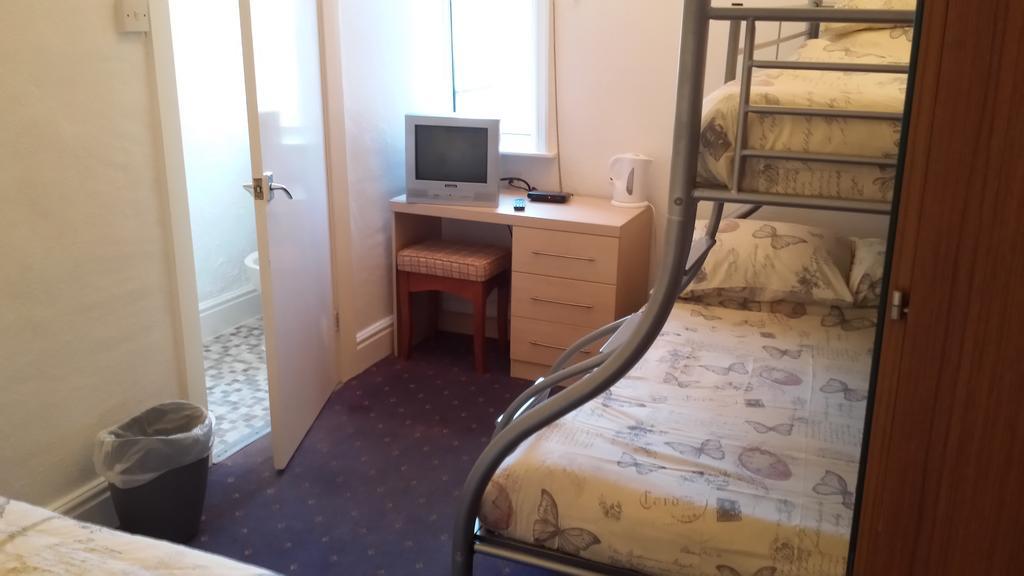 Airedale Hotel Блэкпул Номер фото