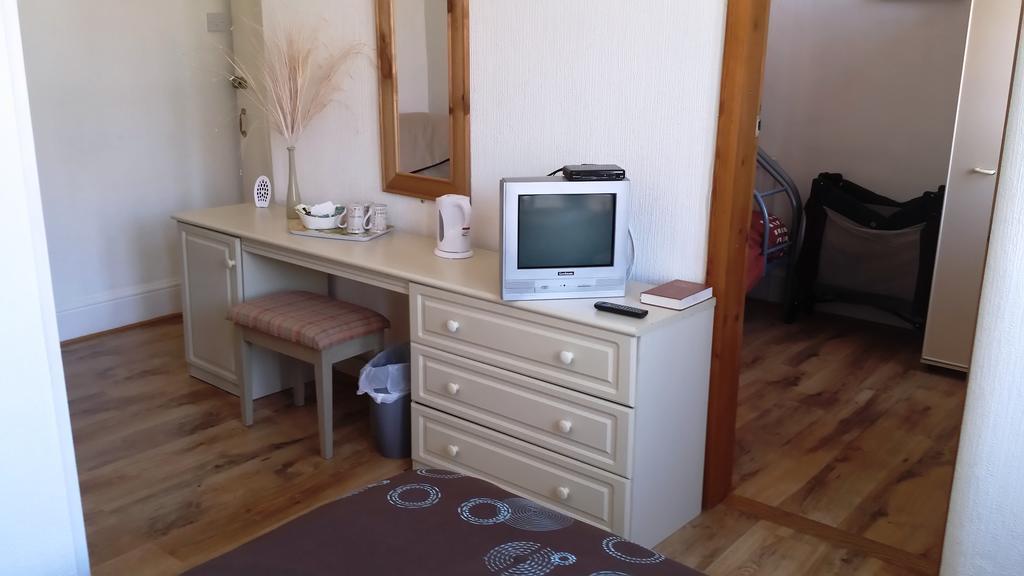 Airedale Hotel Блэкпул Номер фото